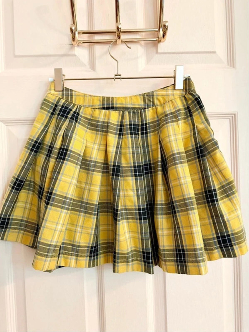 Yellow plaid pleated mini skirt